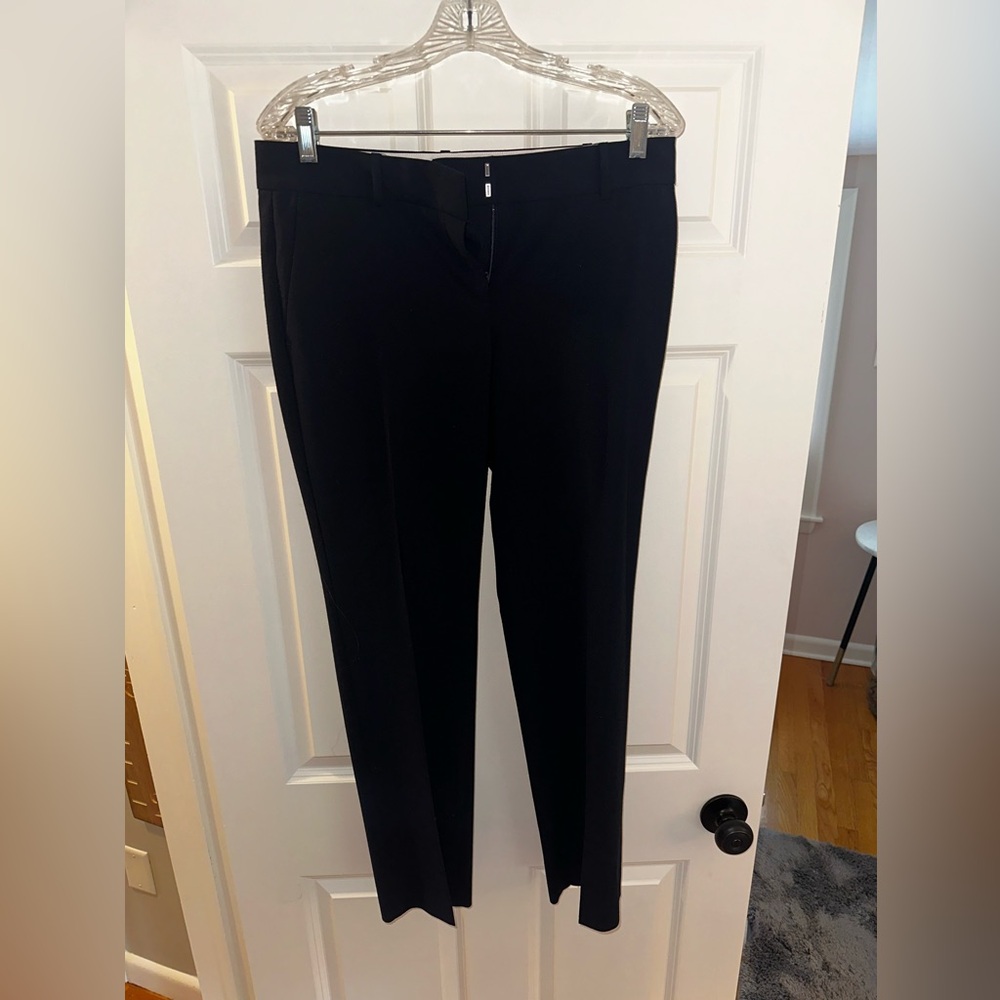 Like New Ann Taylor Size 4 Navy Pants